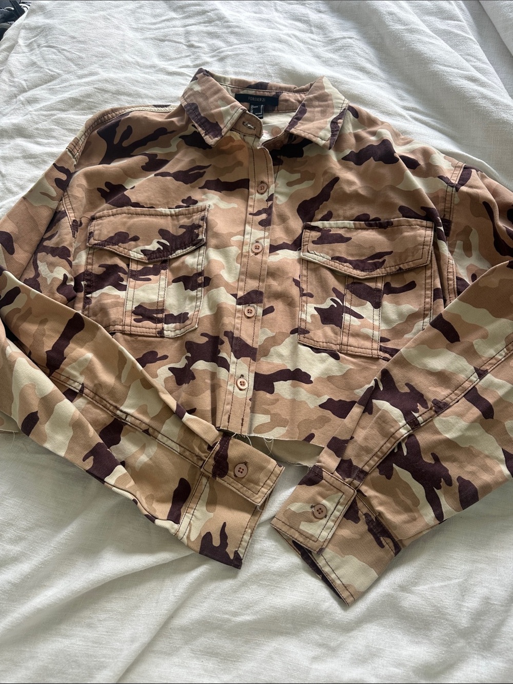 Forever 21 Tan & Brown Camouflage Cropped Button-Up Jacket